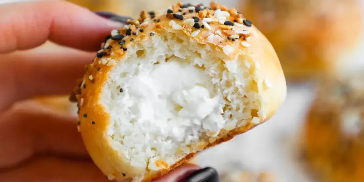 Fast Food Dupes: Stuffed Bagel Bites