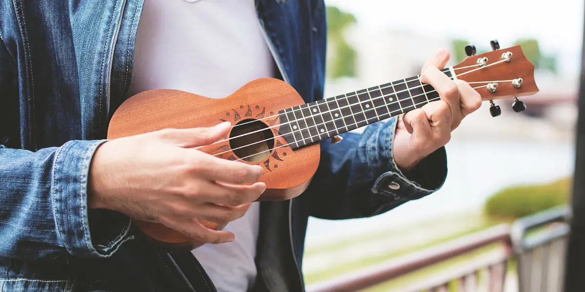 UkePlay: Ukulele Play-Along