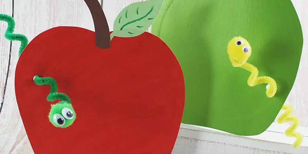 Make an Apple Craft to Welcome Fall