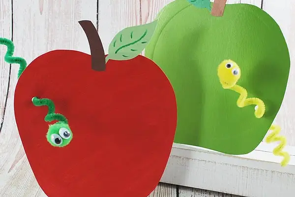 Make an Apple Craft to Welcome Fall