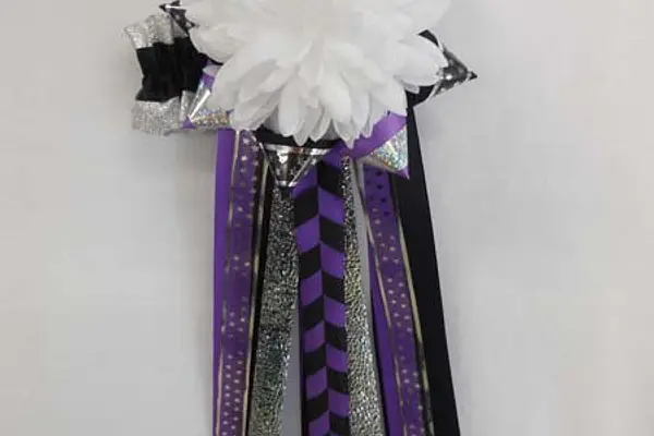 DIY Homecoming Mum