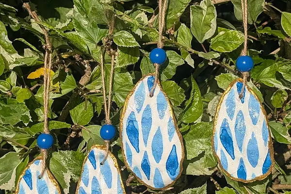 East County Craft Club: Decoupage Oyster Ornaments