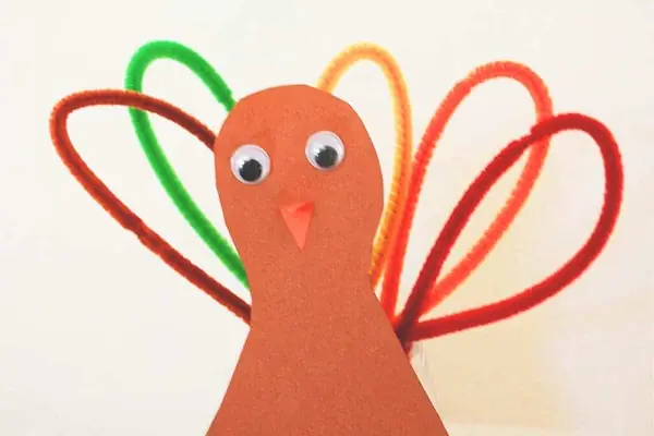 Make a Piper Cleaner Turkey Craft!