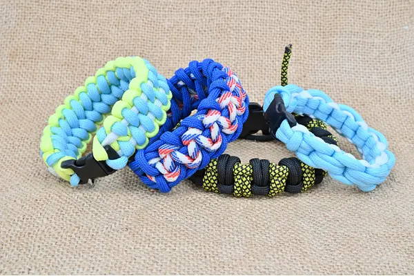 Teen Take & Make: Paracord Bracelets at New Port Richey Public Library