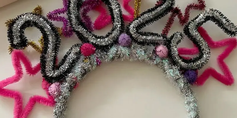 EQ Craft Crew: New Year Headbands
