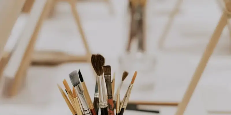 Autumn Teen Painting Studio