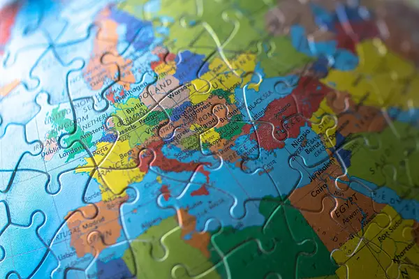 SW Florida Puzzle Exchange at Selby Library